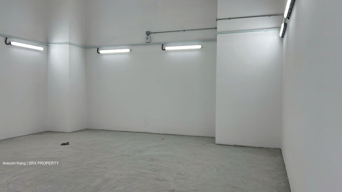 Toh Guan Road East (D22), Warehouse #501307291